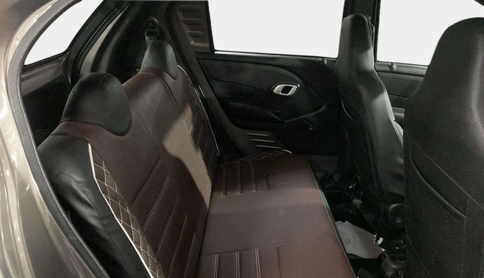 2018 Datsun Redi Go T (O), Petrol, Manual, 36,322 km, Right Side Rear Door Cabin