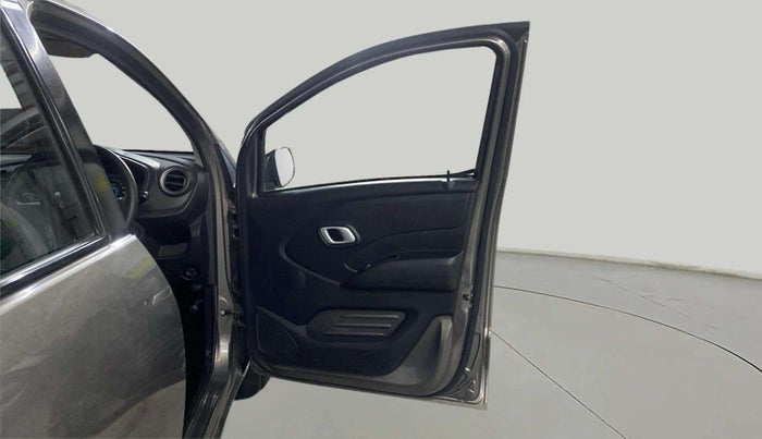 2018 Datsun Redi Go T (O), Petrol, Manual, 36,322 km, RHS Front Door