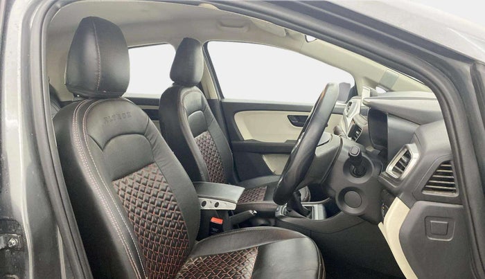 2022 Tata ALTROZ XT DIESEL, Diesel, Manual, 32,955 km, Right Side Front Door Cabin