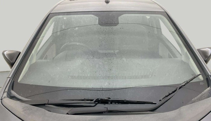 2022 Tata ALTROZ XT DIESEL, Diesel, Manual, 32,955 km, Front Windshield