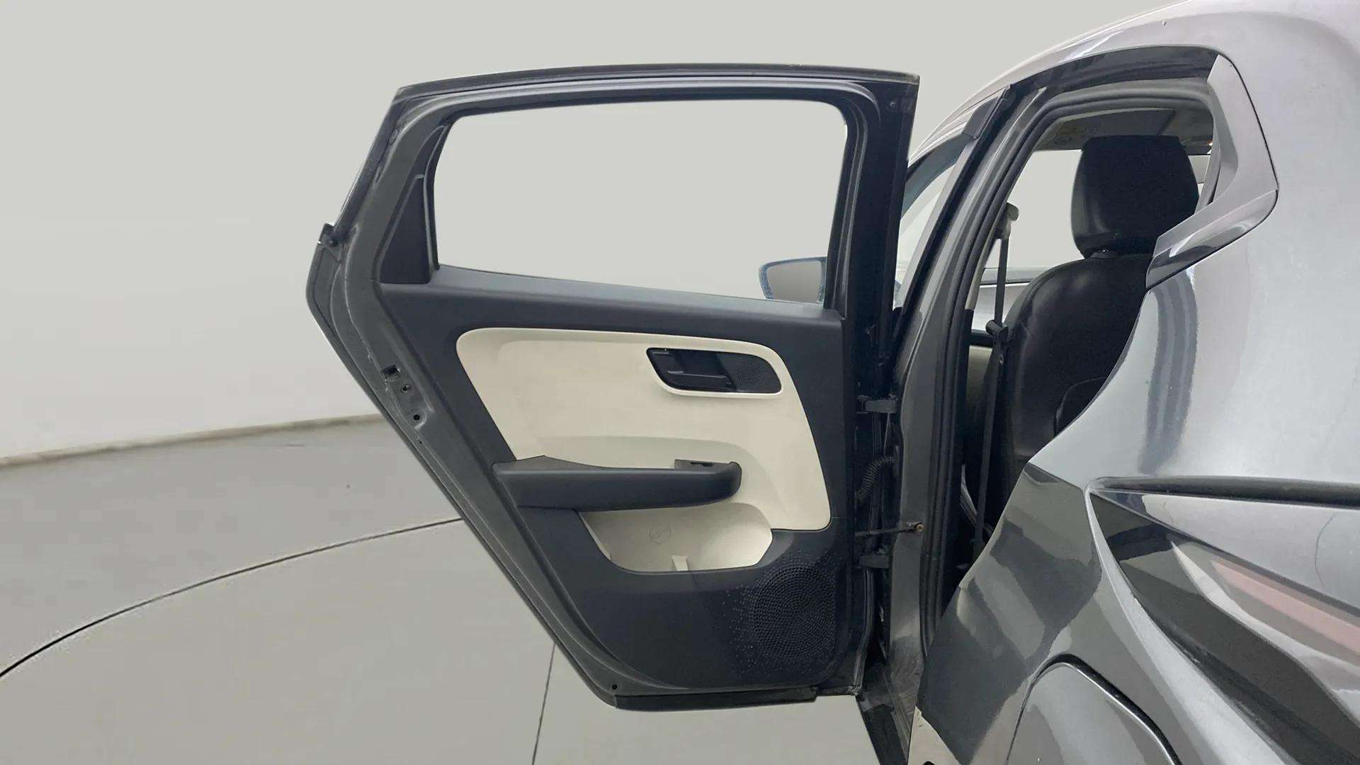 LHS-Rear-Door-Open