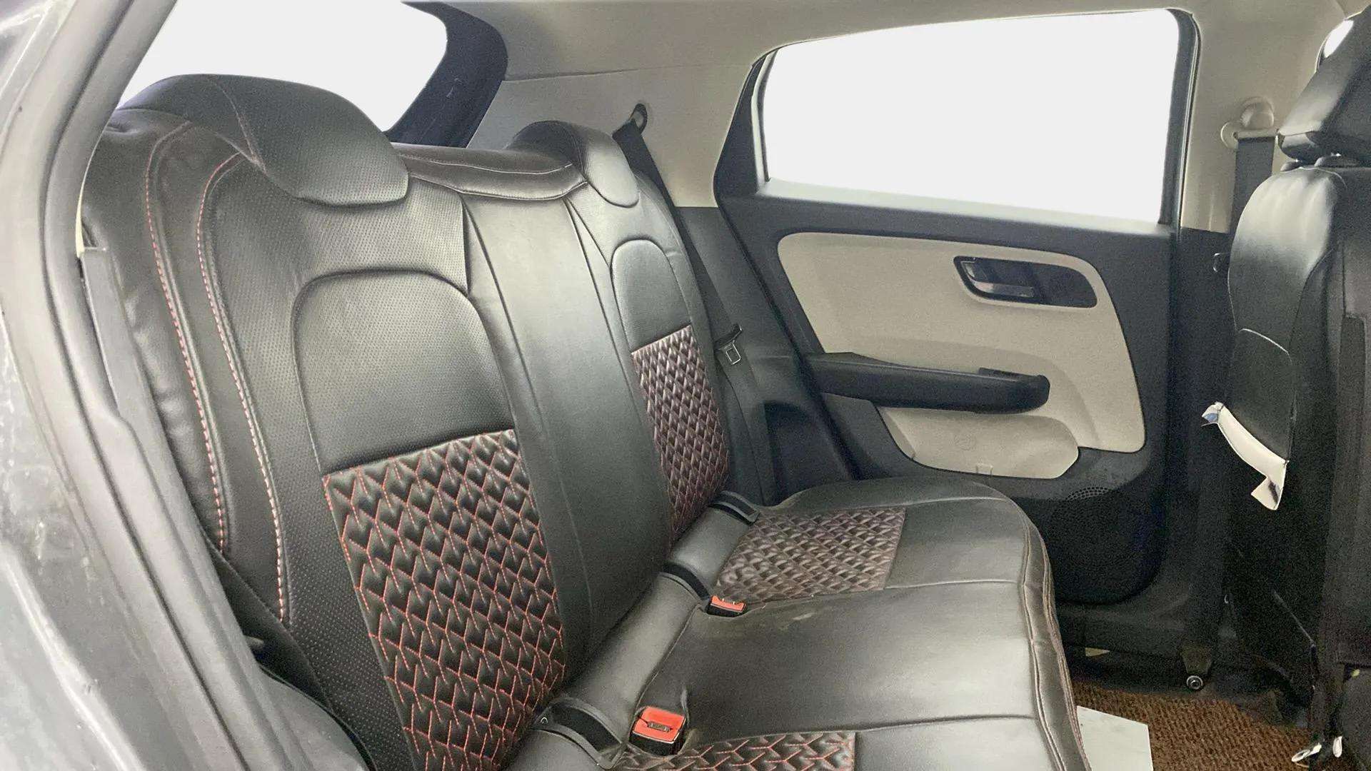Rear-Cabin-View