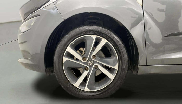 2022 Tata ALTROZ XT DIESEL, Diesel, Manual, 32,955 km, Left Front Wheel