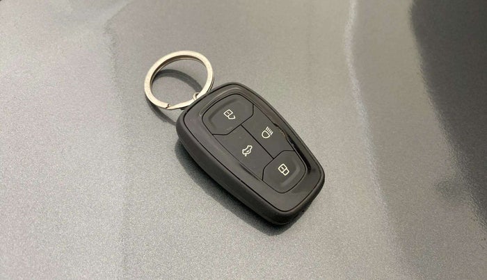 2022 Tata ALTROZ XT DIESEL, Diesel, Manual, 32,955 km, Key Close Up