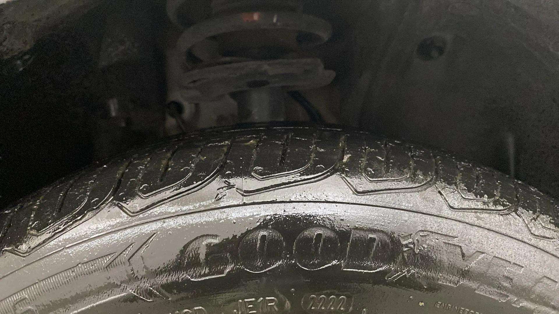 RHS-Front-Tyre-Tread-18