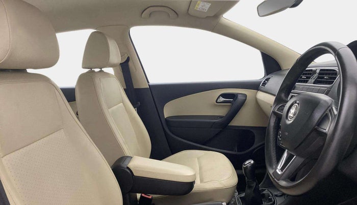 2018 Skoda Rapid STYLE 1.6 MPI, Petrol, Manual, 55,217 km, Right Side Front Door Cabin