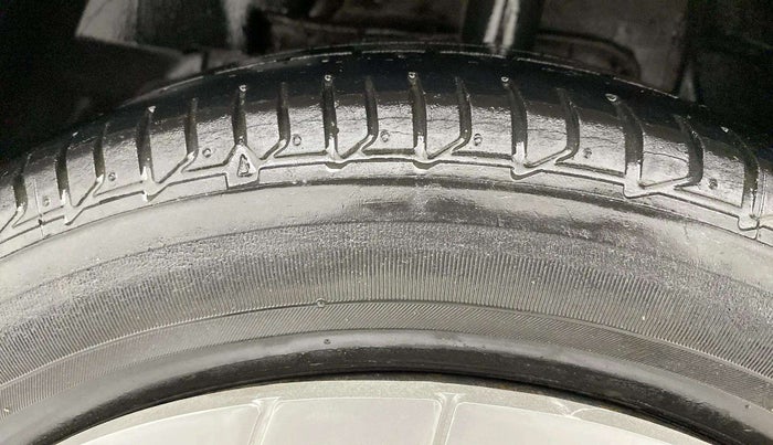2022 Tata NEXON XZ PETROL, Petrol, Manual, 51,189 km, Left Front Tyre Tread