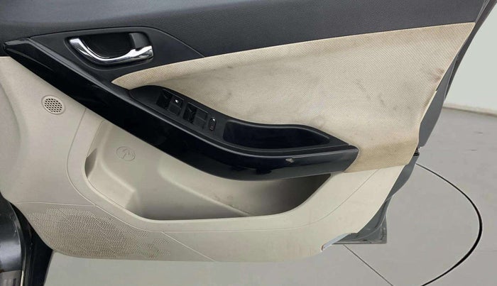 2022 Tata NEXON XZ PETROL, Petrol, Manual, 51,189 km, Driver Side Door Panels Control