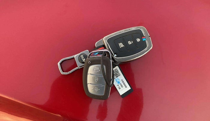 2023 Hyundai GRAND I10 NIOS ASTA 1.2 KAPPA VTVT, Petrol, Manual, 31,738 km, Key Close Up