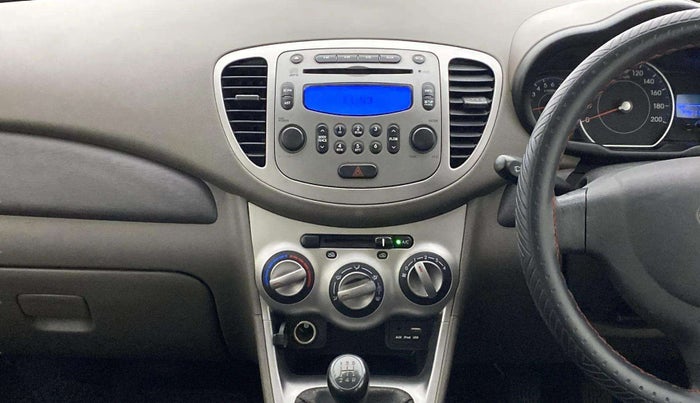 2015 Hyundai i10 SPORTZ 1.1, Petrol, Manual, 44,568 km, Air Conditioner