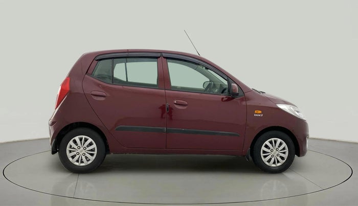 2015 Hyundai i10 SPORTZ 1.1, Petrol, Manual, 44,568 km, Right Side View