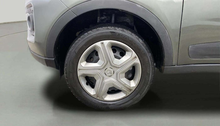 2022 Tata NEXON XM PETROL, Petrol, Manual, 41,885 km, Left Front Wheel