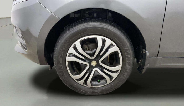 2024 Tata Tiago XTA CNG , CNG, Automatic, 30,822 km, Left Front Wheel