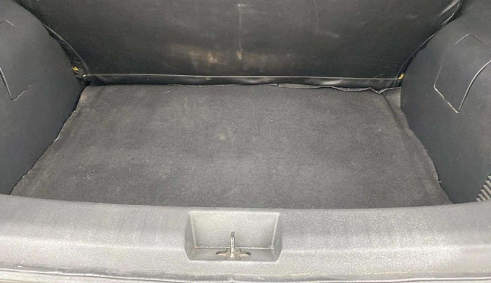 2021 Nissan MAGNITE XE, Petrol, Manual, 89,554 km, Boot Inside