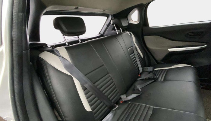 2021 Nissan MAGNITE XE, Petrol, Manual, 89,554 km, Right Side Rear Door Cabin
