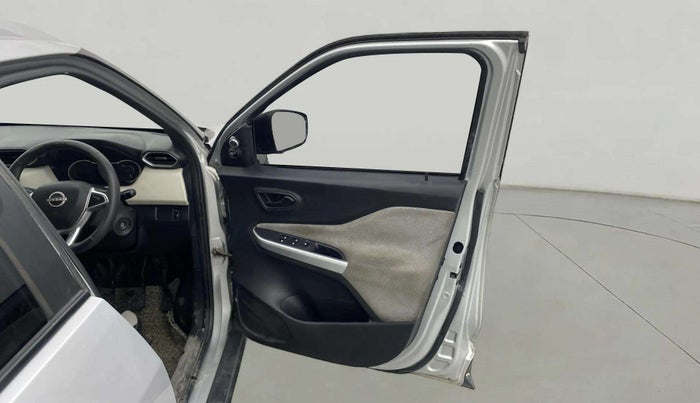 2021 Nissan MAGNITE XE, Petrol, Manual, 89,554 km, RHS Front Door