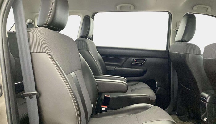 2020 Maruti XL6 ZETA MT, Petrol, Manual, 34,922 km, Right Side Rear Door Cabin