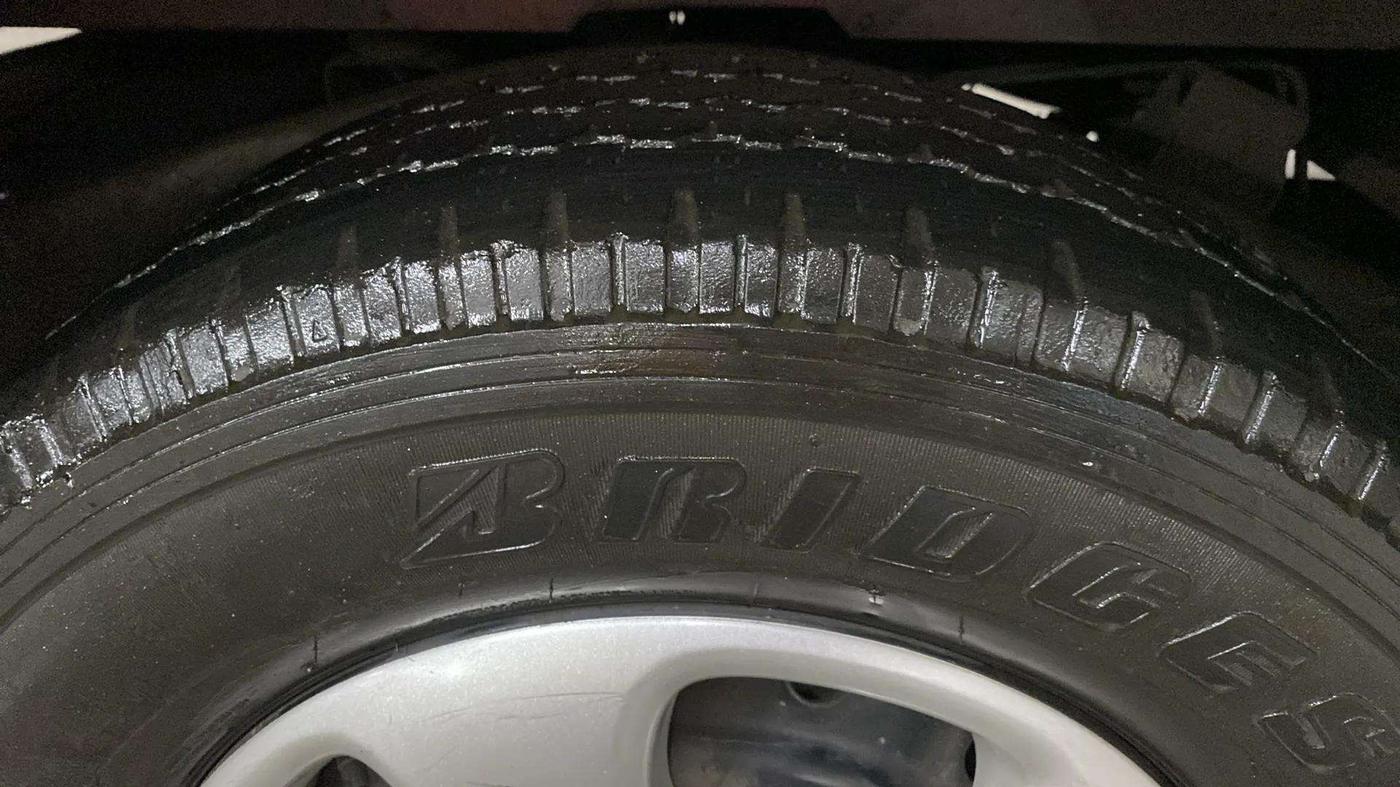 2017 Mahindra Thar CRDE 4X4 AC, Diesel, Manual, 51,532 km, Right Rear Tyre Tread