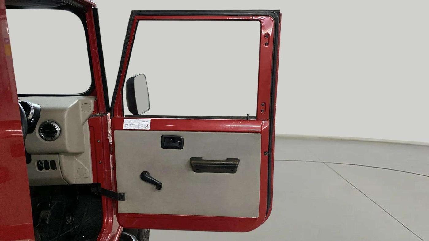 2017 Mahindra Thar CRDE 4X4 AC, Diesel, Manual, 51,532 km, RHS Front Door