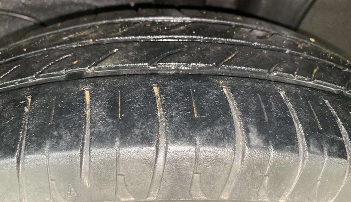 2019 Hyundai NEW SANTRO SPORTZ AMT, Petrol, Automatic, 1,00,629 km, Left Rear Tyre Tread