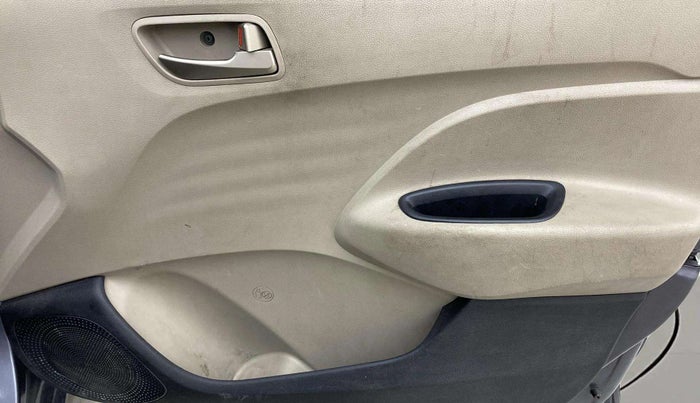 2019 Hyundai NEW SANTRO SPORTZ AMT, Petrol, Automatic, 1,00,629 km, Driver Side Door Panels Control