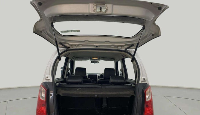 2014 Maruti Wagon R 1.0 VXI, Petrol, Manual, 86,653 km, Boot Inside