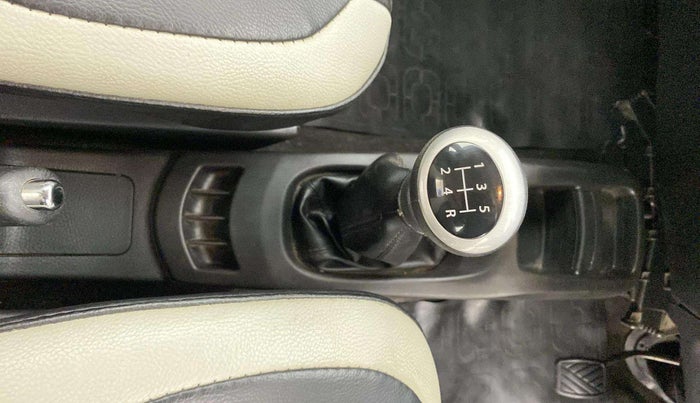 2014 Maruti Wagon R 1.0 VXI, Petrol, Manual, 86,653 km, Gear Lever