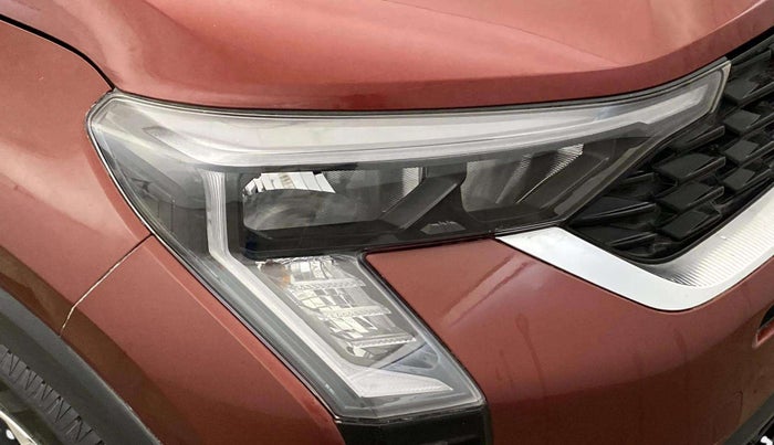 2024 KIA SONET HTK PLUS 1.2 PETROL MT, Petrol, Manual, 23,217 km, Right headlight - Minor scratches