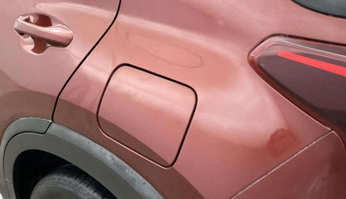 2024 KIA SONET HTK PLUS 1.2 PETROL MT, Petrol, Manual, 23,217 km, Left quarter panel - Minor scratches