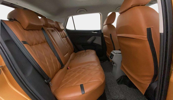 2021 Skoda KUSHAQ AMBITION 1.0L TSI AT, Petrol, Automatic, 27,222 km, Right Side Rear Door Cabin
