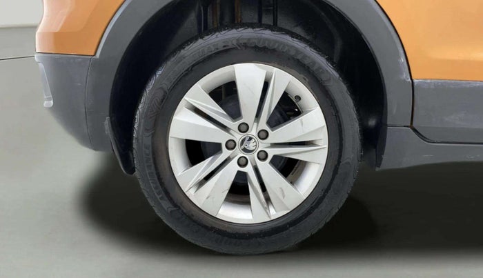 2021 Skoda KUSHAQ AMBITION 1.0L TSI AT, Petrol, Automatic, 27,222 km, Right Rear Wheel