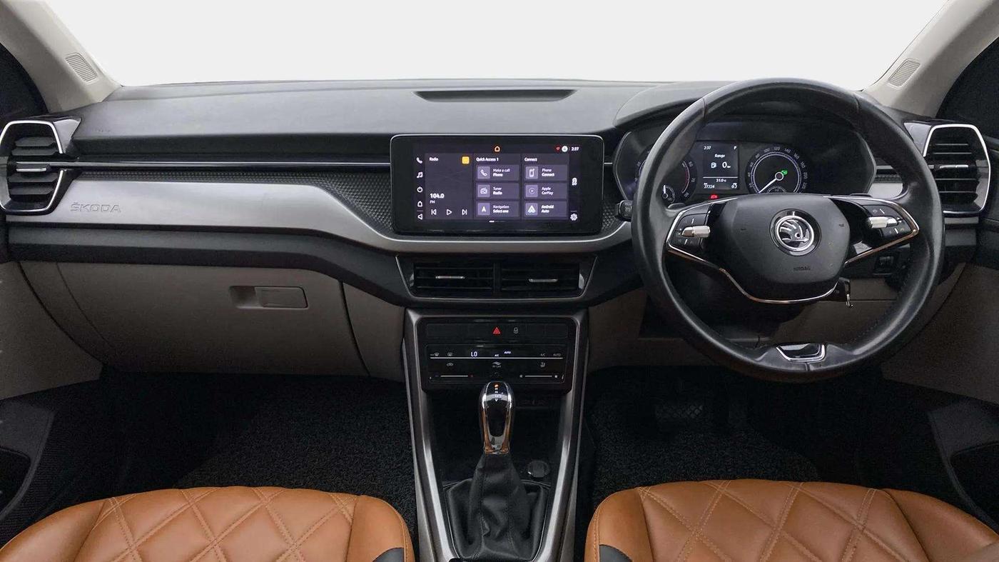 2021 Skoda KUSHAQ AMBITION 1.0L TSI AT, Petrol, Automatic, 27,222 km, Dashboard