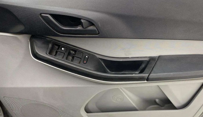 2020 Tata Tiago XZA PETROL, Petrol, Automatic, 41,728 km, Driver Side Door Panels Control
