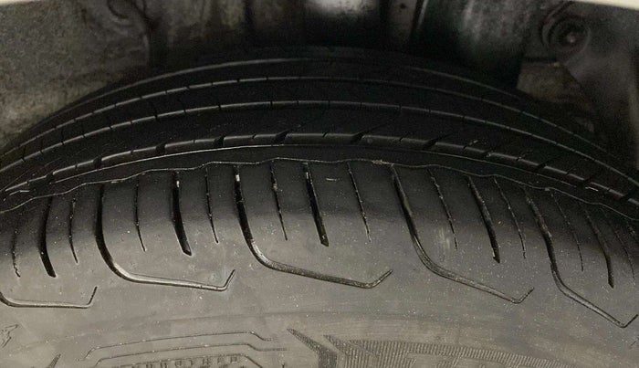 2014 Hyundai Elite i20 SPORTZ 1.2 (O), Petrol, Manual, 55,110 km, Left Rear Tyre Tread