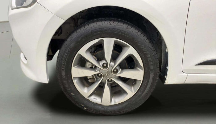 2014 Hyundai Elite i20 SPORTZ 1.2 (O), Petrol, Manual, 55,110 km, Left Front Wheel