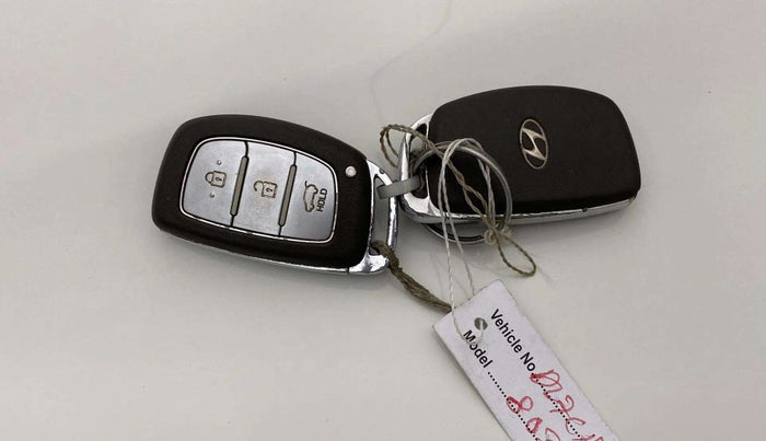 2014 Hyundai Elite i20 SPORTZ 1.2 (O), Petrol, Manual, 55,110 km, Key Close Up