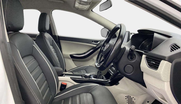 2022 Tata NEXON XZ PLUS (HS) PETROL, Petrol, Manual, 46,547 km, Right Side Front Door Cabin