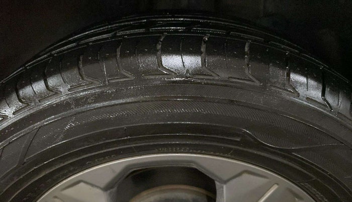 2020 KIA SELTOS HTX PLUS AT1.5 DIESEL, Diesel, Automatic, 65,651 km, Left Rear Tyre Tread