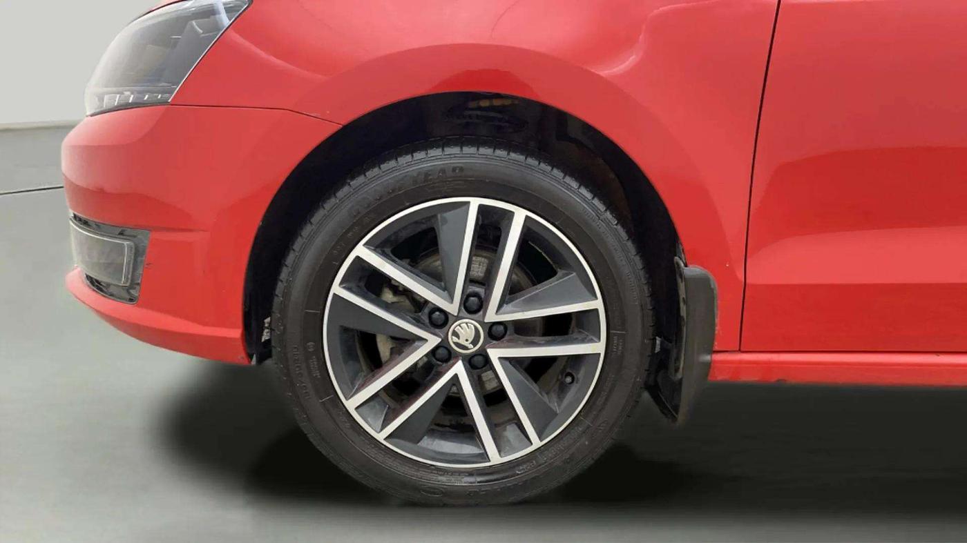 2019 Skoda Rapid STYLE 1.6 MPI, Petrol, Manual, 11,397 km, Left Front Wheel