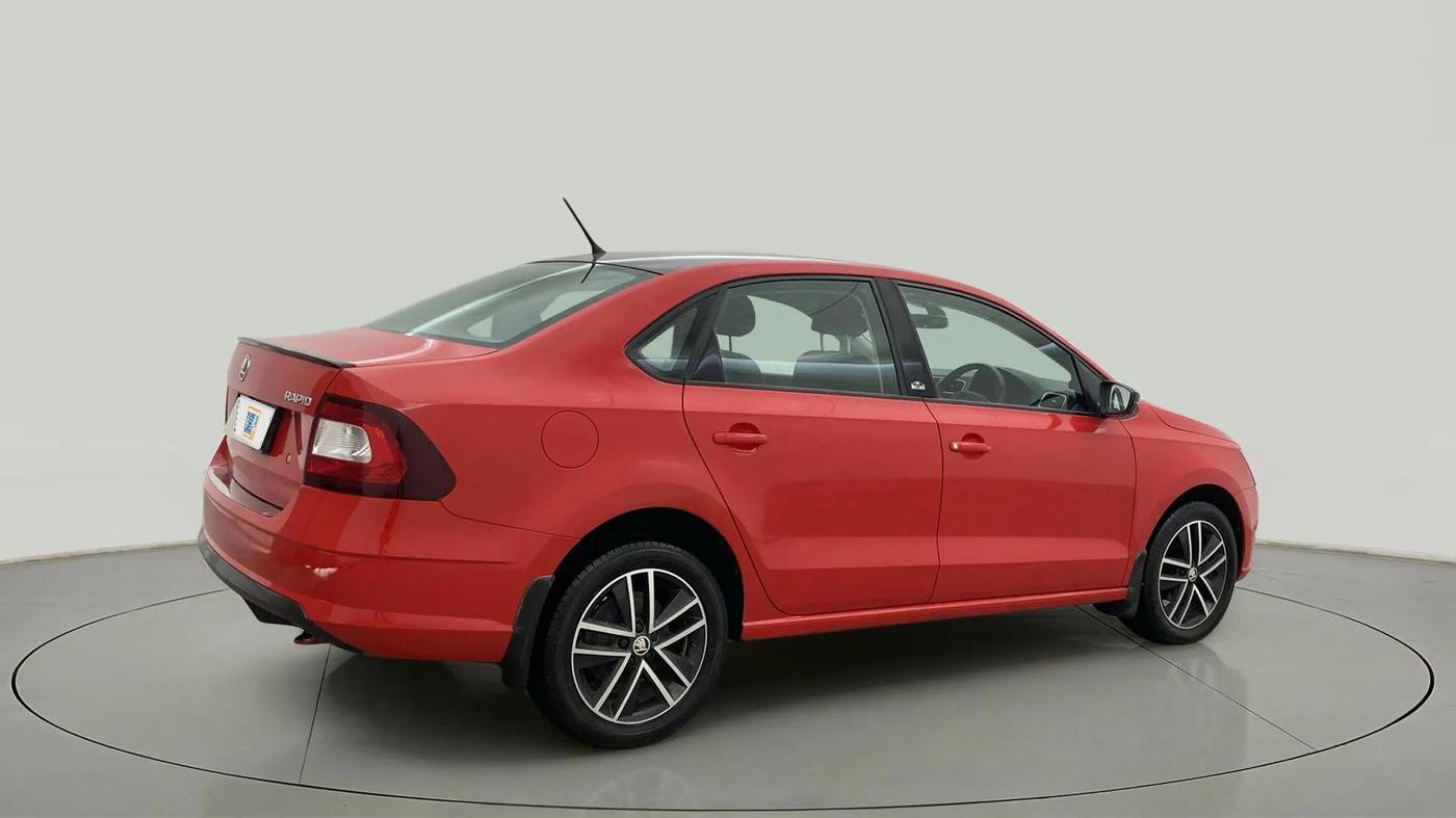 2019 Skoda Rapid STYLE 1.6 MPI, Petrol, Manual, 11,397 km, Right Back Diagonal