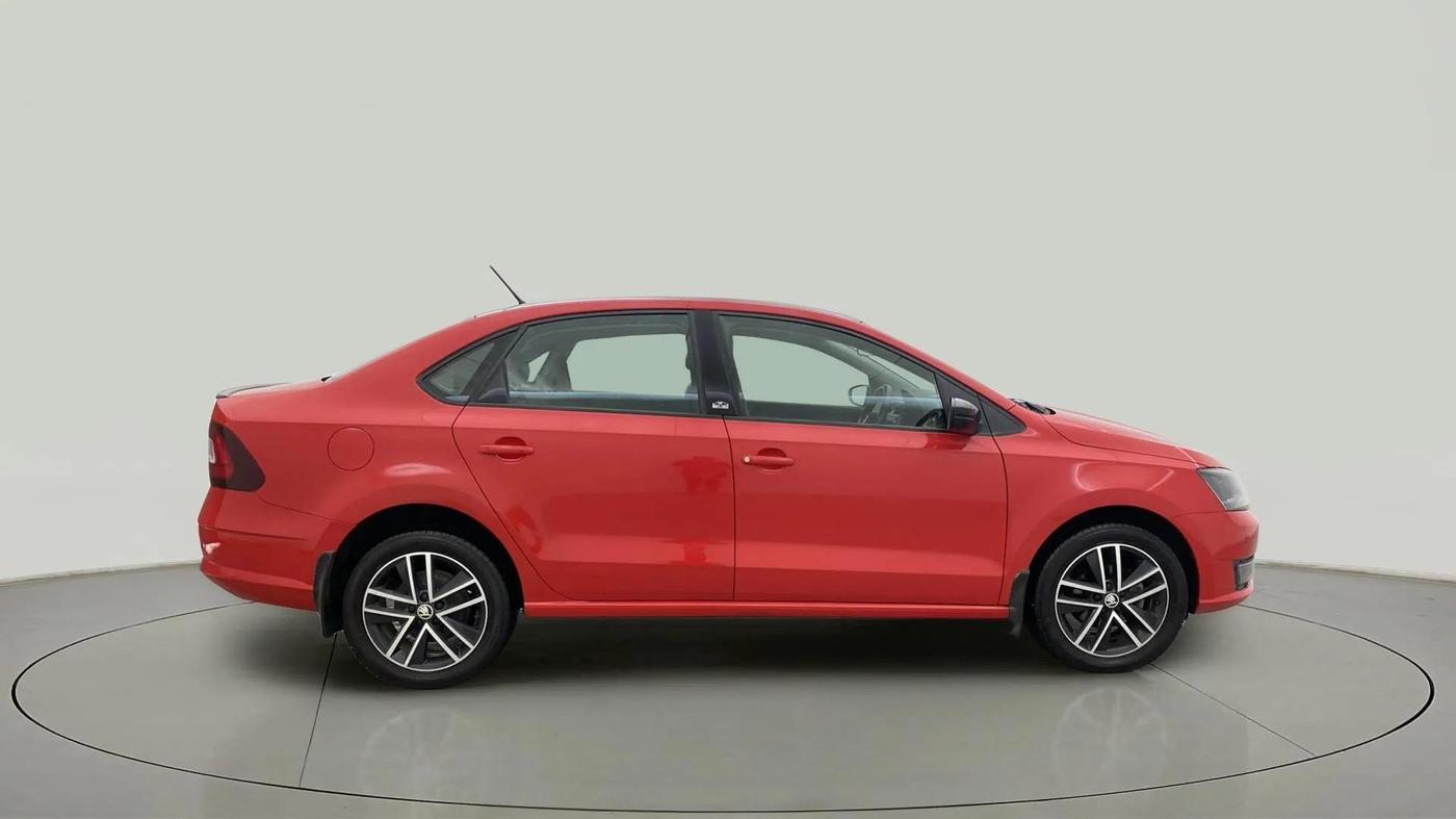 2019 Skoda Rapid STYLE 1.6 MPI, Petrol, Manual, 11,397 km, Right Side View