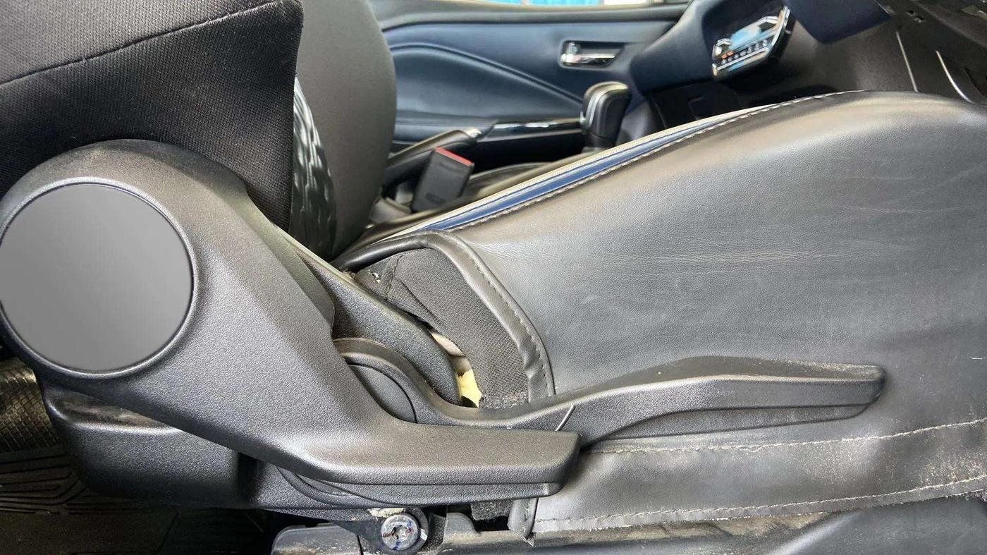 2023 Maruti Baleno ALPHA 1.2 AGS, Petrol, Automatic, 21,848 km, Driver Side Adjustment Panel