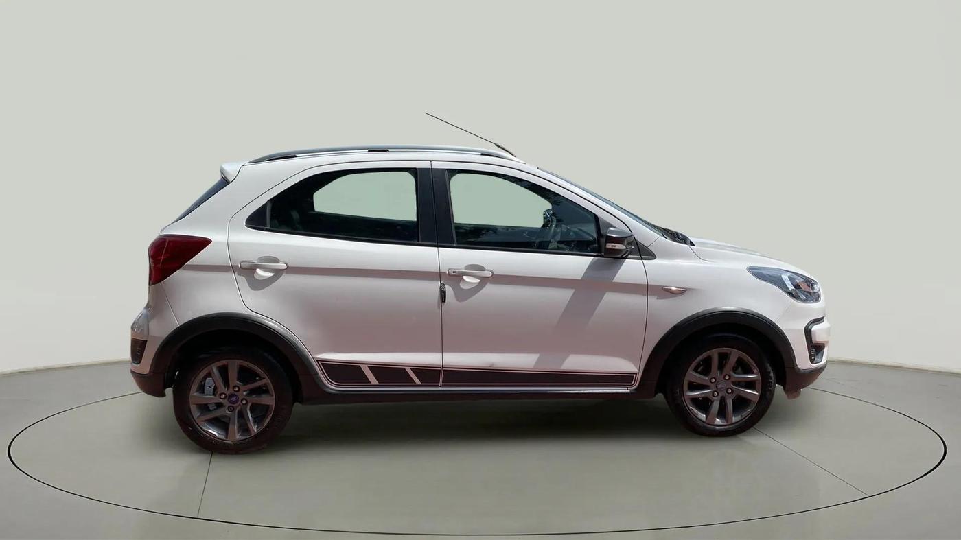 2018 Ford FREESTYLE TITANIUM PLUS 1.5 DIESEL, Diesel, Manual, 84,652 km, Right Side View