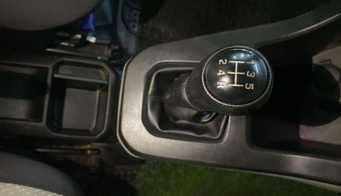 2022 Maruti New Wagon-R VXI CNG 1.0, CNG, Manual, 70,012 km, Gear Lever