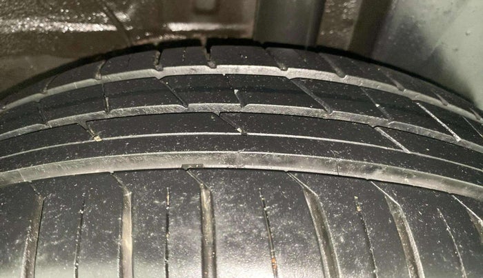 2023 Tata PUNCH ACCOMPLISHED MT, Petrol, Manual, 12,044 km, Left Rear Tyre Tread