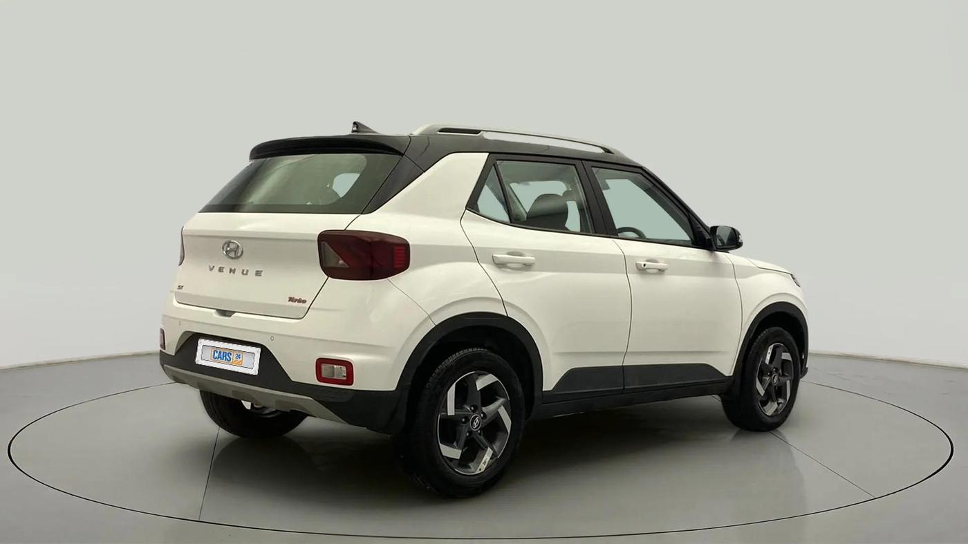 2021 Hyundai VENUE SX 1.0 TURBO, Petrol, Manual, 9,238 km, Right Back Diagonal