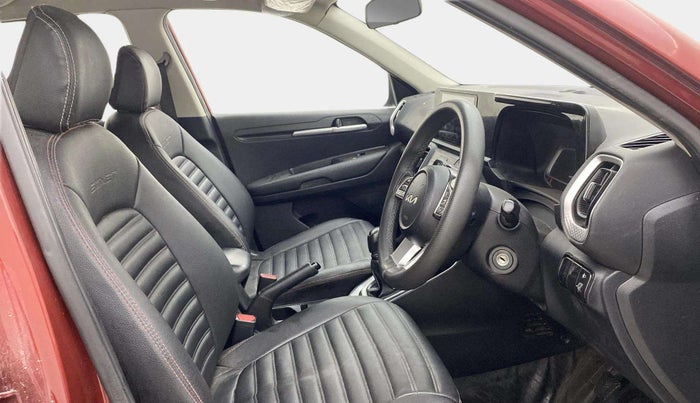 2021 KIA SONET HTK 1.2, Petrol, Manual, 66,910 km, Right Side Front Door Cabin