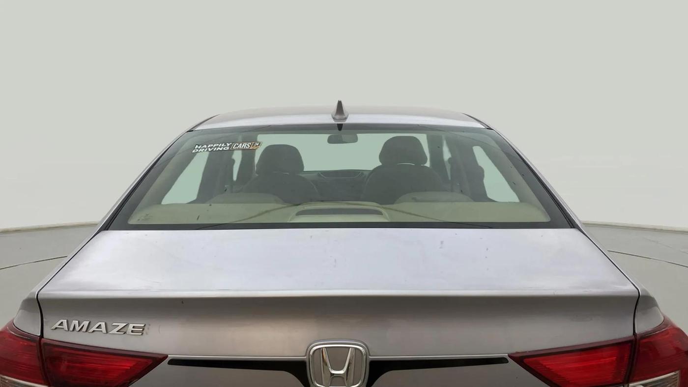 2021 Honda Amaze 1.5L I-DTEC S, Diesel, Manual, 85,125 km, Rear Windshield