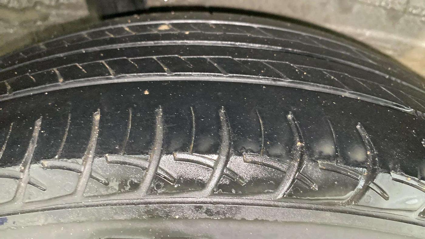 2021 Honda Amaze 1.5L I-DTEC S, Diesel, Manual, 85,125 km, Right Rear Tyre Tread