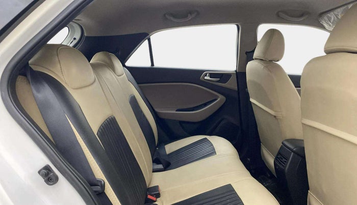 2019 Hyundai Elite i20 MAGNA PLUS 1.2, Petrol, Manual, 64,848 km, Right Side Rear Door Cabin